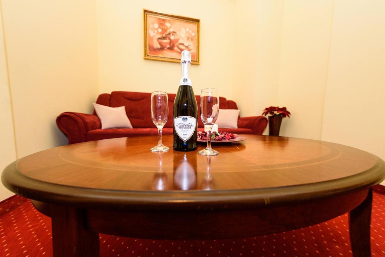 Apartament Baroc Timisoara Bagian luar foto